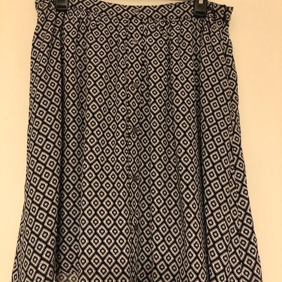 LOFT Dresses & Skirts - Loft, 8, Black & White